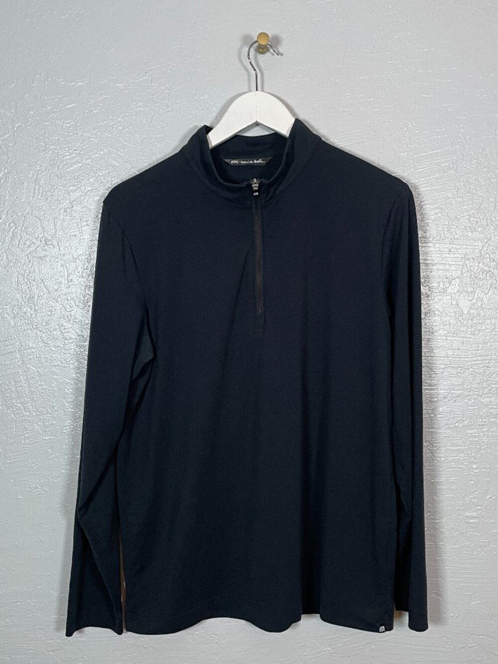 Travis Mathew Men M Black Micro-stripe Shirt Long Sleeve 1/4 Zip Golf Preppy